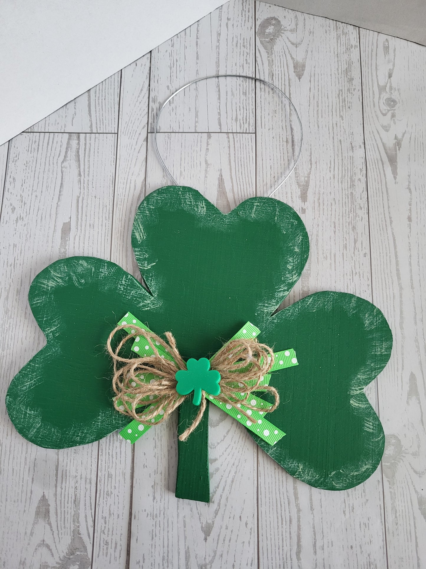 St. Patrick’s Day Shamrock Hanging Sign | A Touch of Luck