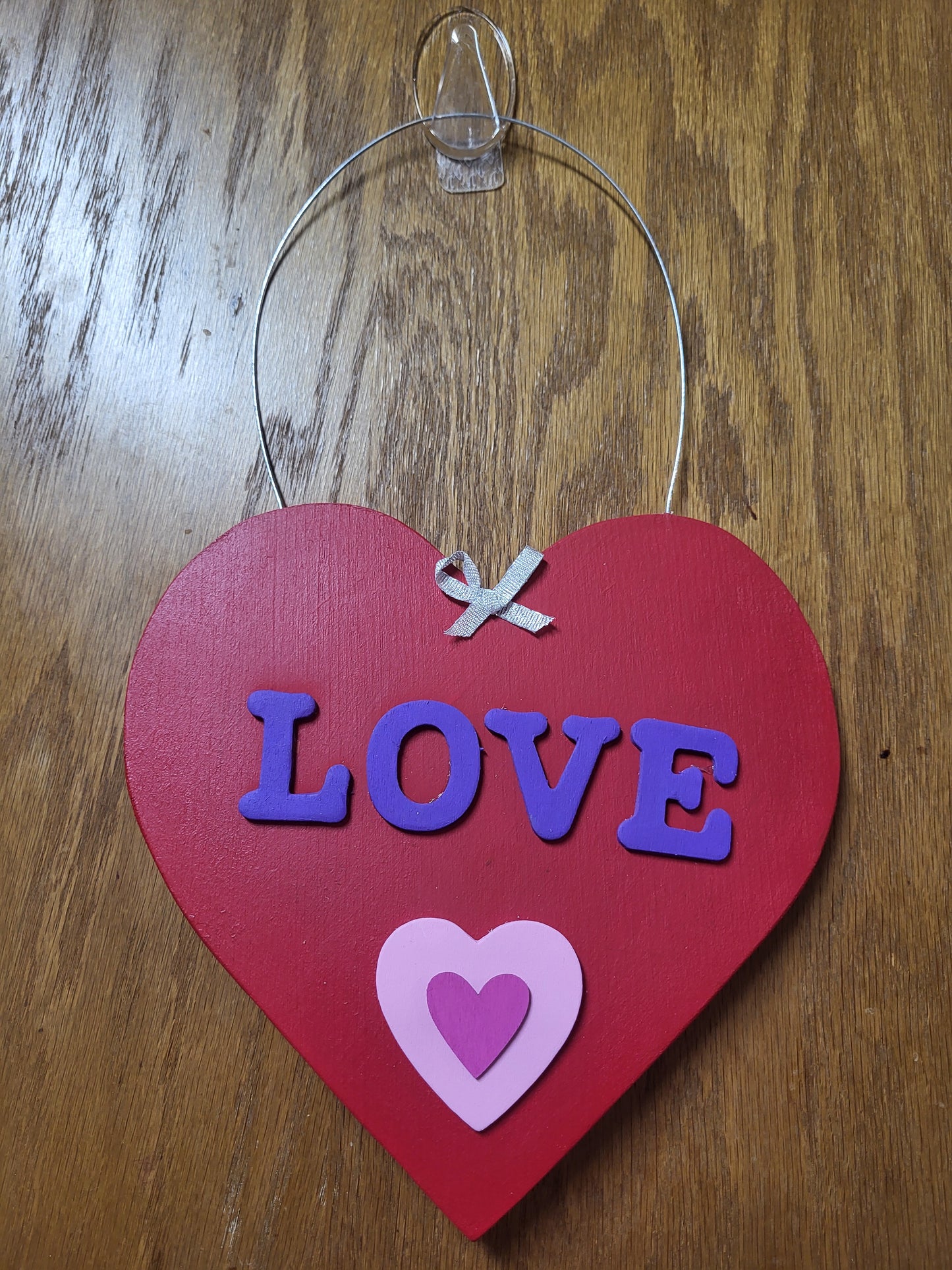 Valentine’s Heart Hanging Sign | Hugs and Kisses