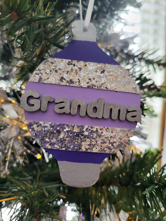 handmade personalized grandparents ornament with custom name and colors.  