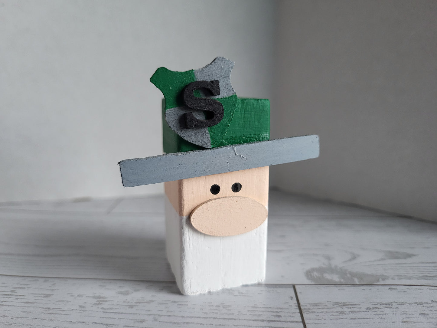 Houses of Hogwarts Gnomes-handmade wooden set