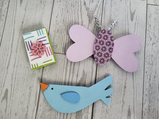 Handmade Spring Magnet Set - Rustic Wooden Decor